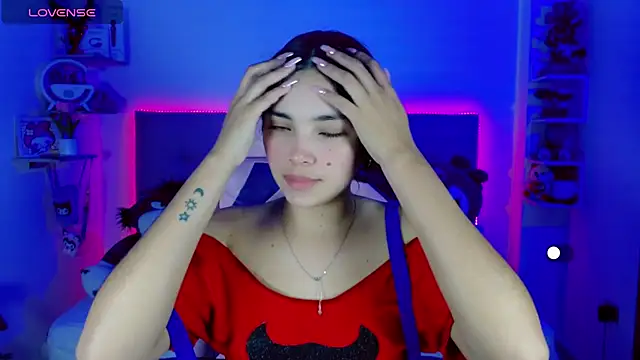 Snapshot of Kylie_brokee chatting on March 3, 2025, 9:05 pm Kylie brokee online show from March 3, 2025, 9:05 pm