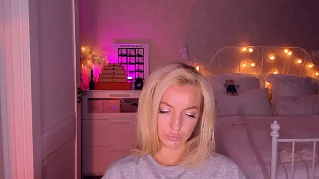 aestetick online show from January 31, 2026, 7:12 pm