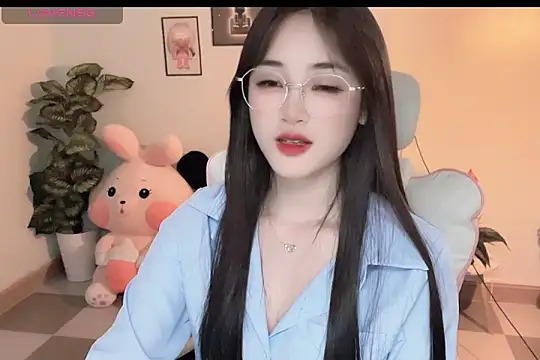  Aimy  online show from November 9, 2025, 4:00 pm