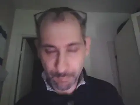 Snapshot of JohnFlask02 chatting on October 22, 2025, 12:48 pm JohnFlask02 online show from October 22, 2025, 12:48 pm