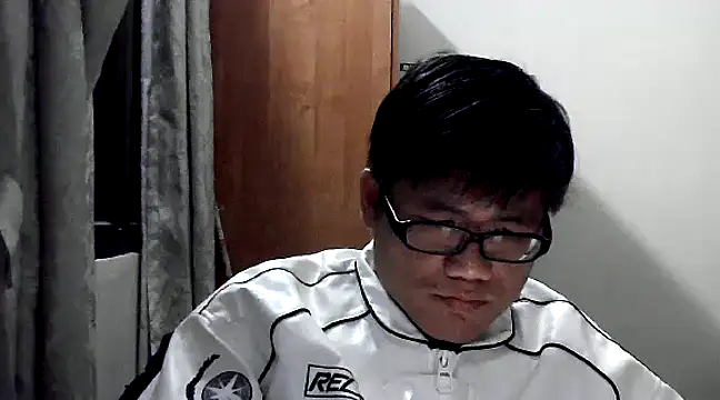 Snapshot of findagirlfriend chatting on December 9, 2024, 1:45 pm findagirlfriend online show from December 9, 2024, 1:45 pm