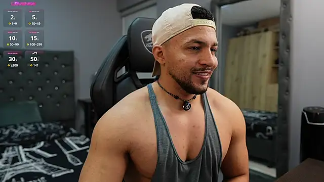 Snapshot of Martin_Logan chatting on March 30, 2026, 11:17 pm Martin Logan online show from March 30, 2026, 11:17 pm