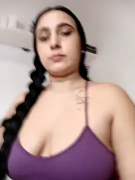 Juanamd1 online show from March 20, 2025, 12:11 pm