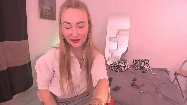 Snapshot of Lakshmi_lotus chatting on October 2, 2025, 10:46 pm Lakshmi lotus online show from October 2, 2025, 10:46 pm