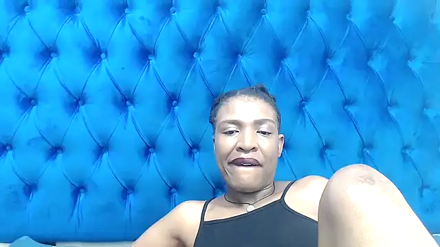 SpicyQueenxxxx online show from April 12, 2026, 6:44 pm