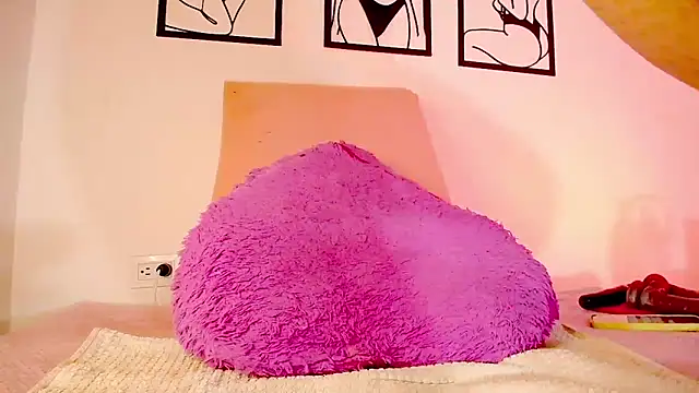 Anyta Sex online show from February 5, 2026, 9:21 pm