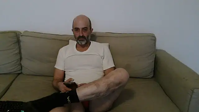 newsimo74 online show from February 9, 2025, 4:07 pm