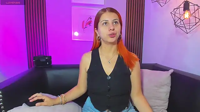 Snapshot of Nahiajhonson_ chatting on March 7, 2026, 12:10 pm Nahiajhonson online show from March 7, 2026, 12:10 pm