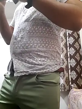 Guyinshortss online show from November 15, 2025, 6:56 pm