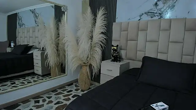 EmmaTorres  online show from March 20, 2026, 8:43 pm