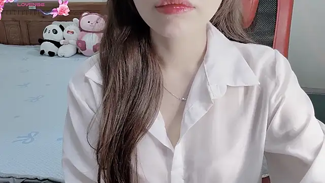 Snapshot of TrinhH_Nabbi chatting on April 16, 2026, 1:23 pm TrinhH Nabbi online show from April 16, 2026, 1:23 pm