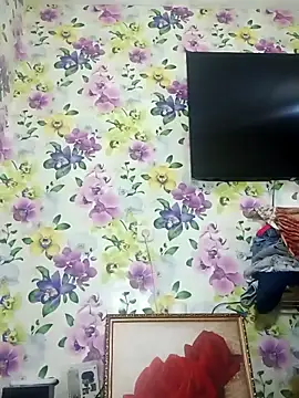 sweetbb15 online show from October 13, 2025, 7:43 am