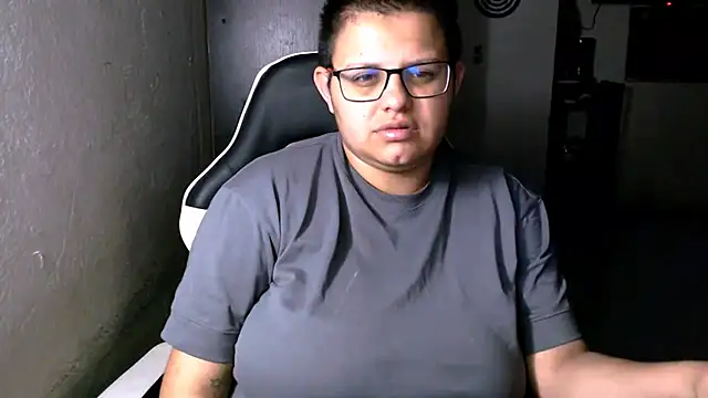 tatsumi nao online show from February 8, 2026, 4:21 am