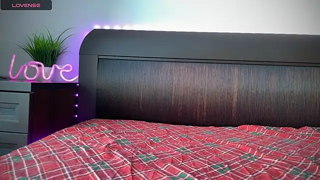 dymonted online show from January 5, 2025, 11:26 am