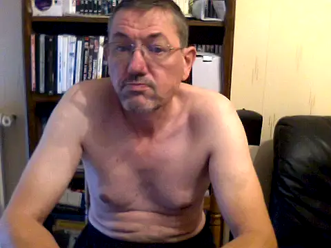 Snapshot of Jaimma45 chatting on October 11, 2025, 7:31 am Jaimma45 online show from October 11, 2025, 7:31 am