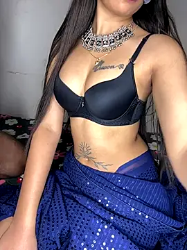 Snapshot of Suhu_love chatting on November 8, 2025, 6:28 am Suhu love online show from November 8, 2025, 6:28 am