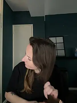 EmmaXXX666 online show from February 21, 2025, 1:22 pm