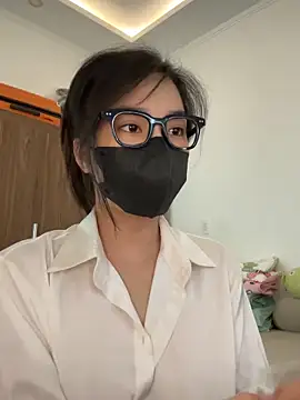 Lilisa miu online show from October 9, 2025, 4:46 am