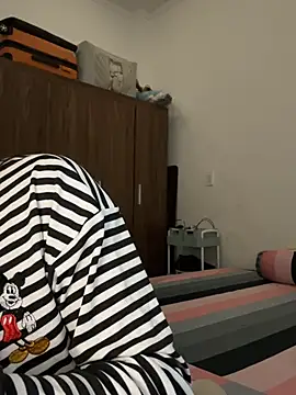 Lilisa miu online show from March 17, 2026, 3:04 pm