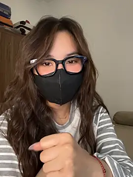 Lilisa miu online show from February 3, 2026, 6:46 pm