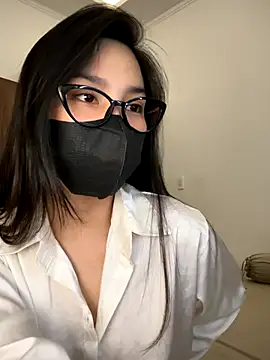 Lilisa miu online show from October 21, 2025, 4:39 pm