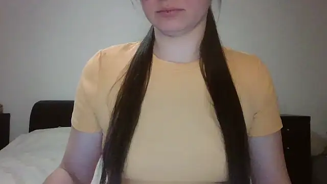 VanesaJewelz online show from March 5, 2025, 5:50 pm