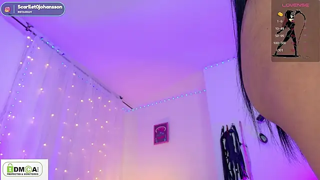 Miss scarllet  online show from May 5, 2026, 1:14 pm