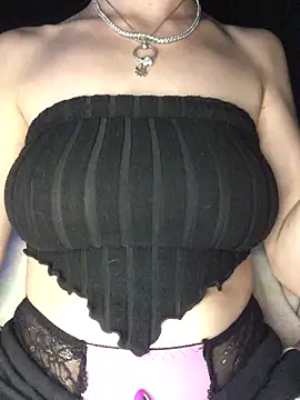 Snapshot of indie-rayne chatting on October 26, 2025, 9:59 pm indie-rayne online show from October 26, 2025, 9:59 pm