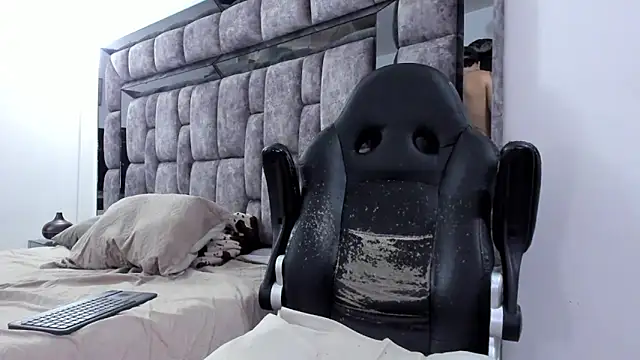 Snapshot of MalconStonne chatting on March 6, 2026, 3:23 am MalconStonne online show from March 6, 2026, 3:23 am