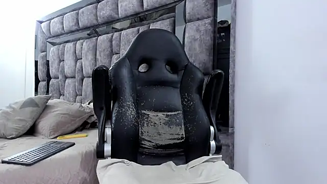 Snapshot of MalconStonne chatting on March 18, 2026, 2:37 am MalconStonne online show from March 18, 2026, 2:37 am