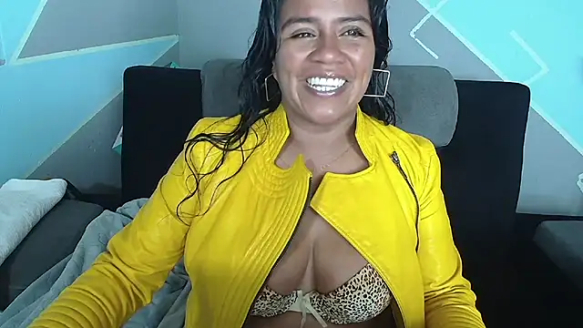 Snapshot of saggil23 chatting on November 3, 2025, 3:48 pm saggil23 online show from November 3, 2025, 3:48 pm