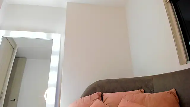 GabyFerrerr online show from June 19, 2026, 12:16 am