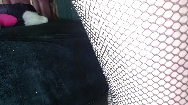 Snapshot of Kazsandraa chatting on October 19, 2025, 3:20 am Kazsandraa online show from October 19, 2025, 3:20 am