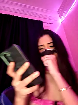 ---sophia--- online show from December 2, 2025, 9:05 pm