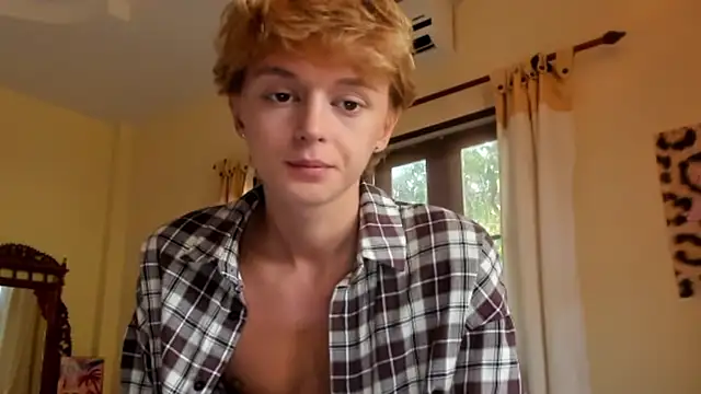 Snapshot of agelandreww chatting on March 5, 2026, 6:10 am agelandreww online show from March 5, 2026, 6:10 am