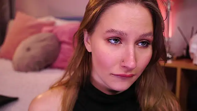 Snapshot of AnnLevine chatting on November 4, 2025, 1:59 pm AnnLevine online show from November 4, 2025, 1:59 pm