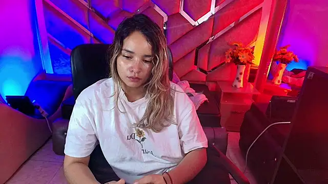 Olivia Fox69 online show from December 19, 2025, 3:54 am