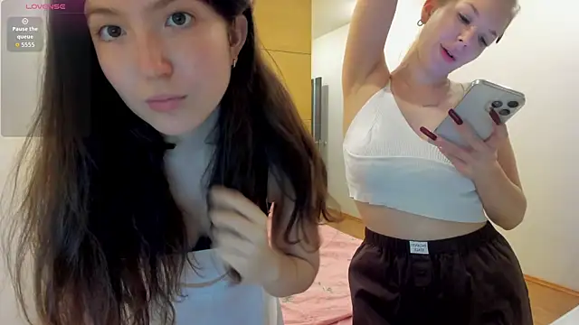Flurry cute online show from September 14, 2025, 3:45 pm