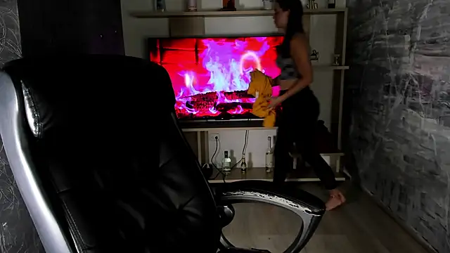 Snapshot of DeboraaLombardii chatting on January 29, 2025, 8:46 pm DeboraaLombardii online show from January 29, 2025, 8:46 pm