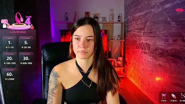 Snapshot of DeboraaLombardii chatting on February 19, 2025, 4:44 am DeboraaLombardii online show from February 19, 2025, 4:44 am
