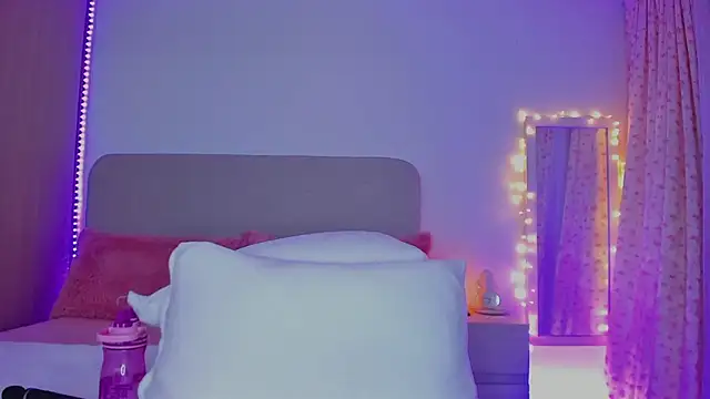 Snapshot of VIDEO_SALE_4_YOU chatting on March 13, 2026, 10:15 pm VIDEO SALE 4 YOU online show from March 13, 2026, 10:15 pm