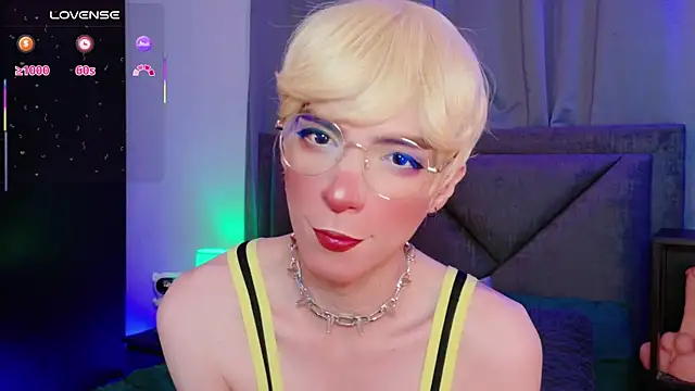 Snapshot of Sammy_Russell chatting on August 6, 2026, 6:19 am Sammy Russell online show from August 6, 2026, 6:19 am