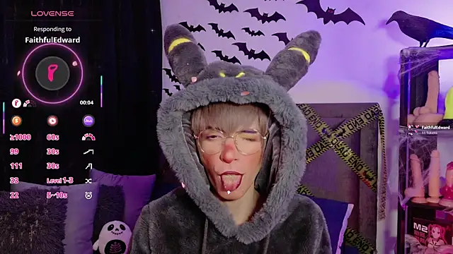 Snapshot of Sammy_Russell chatting on November 1, 2025, 9:58 am Sammy Russell online show from November 1, 2025, 9:58 am