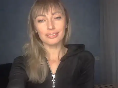 EffectMaya online show from November 30, 2025, 1:12 pm