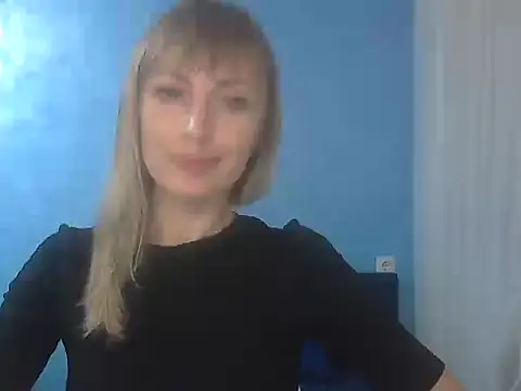 EffectMaya online show from November 6, 2025, 7:18 pm