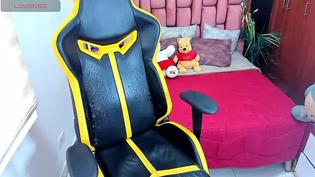 Backsex boy online show from December 4, 2025, 2:27 pm