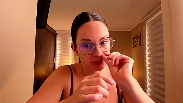 anabel 025 online show from January 15, 2026, 2:42 pm