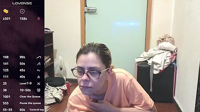 Snapshot of ana_squirt69 chatting on June 12, 2026, 10:40 pm ana squirt69 online show from June 12, 2026, 10:40 pm