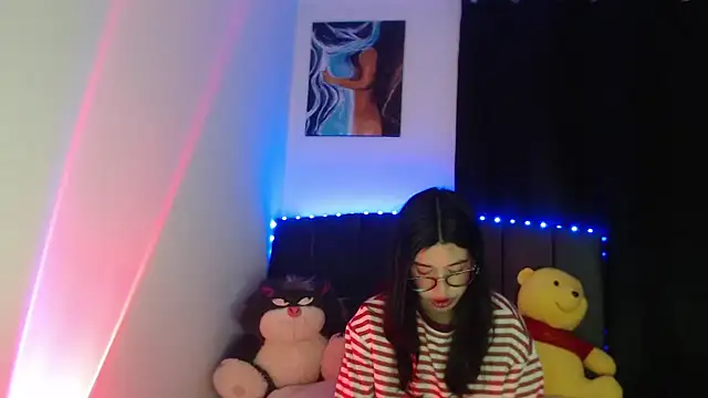 Snapshot of ily_bea chatting on April 7, 2026, 12:12 am ily bea online show from April 7, 2026, 12:12 am