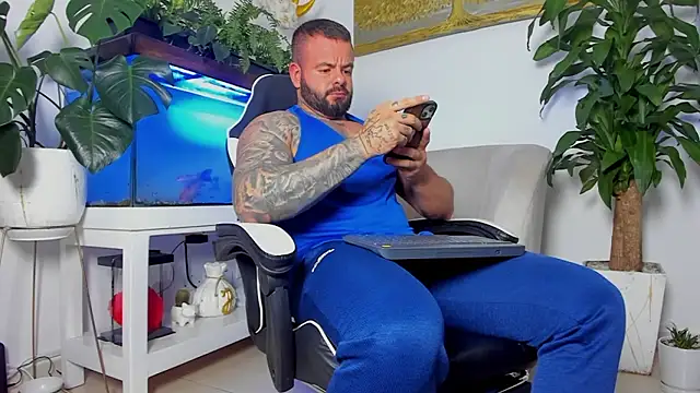 Snapshot of Johnnygrayson1 chatting on March 18, 2026, 11:59 pm Johnnygrayson1 online show from March 18, 2026, 11:59 pm